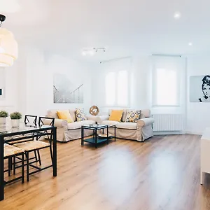 https://bilbao-home-apartment-by-people-rentals.sansebastianhotels.net